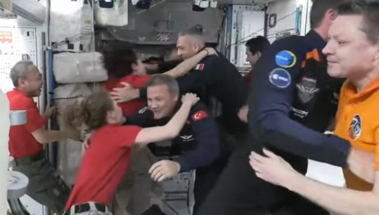 Türk astronot Gezeravcı’nın da olduğu Axiom-3 ekibi istasyonda