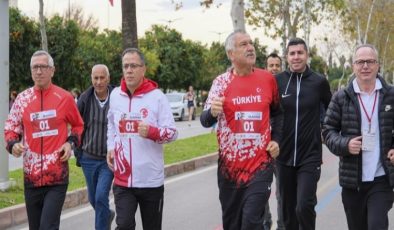 Uluslararası 14. Adana Kurtuluş Yarı Maratonu’na rekor katılım