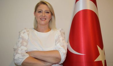 Uzunköprü’de afiş tartışması: Özlem Becan’dan yanıt geldi